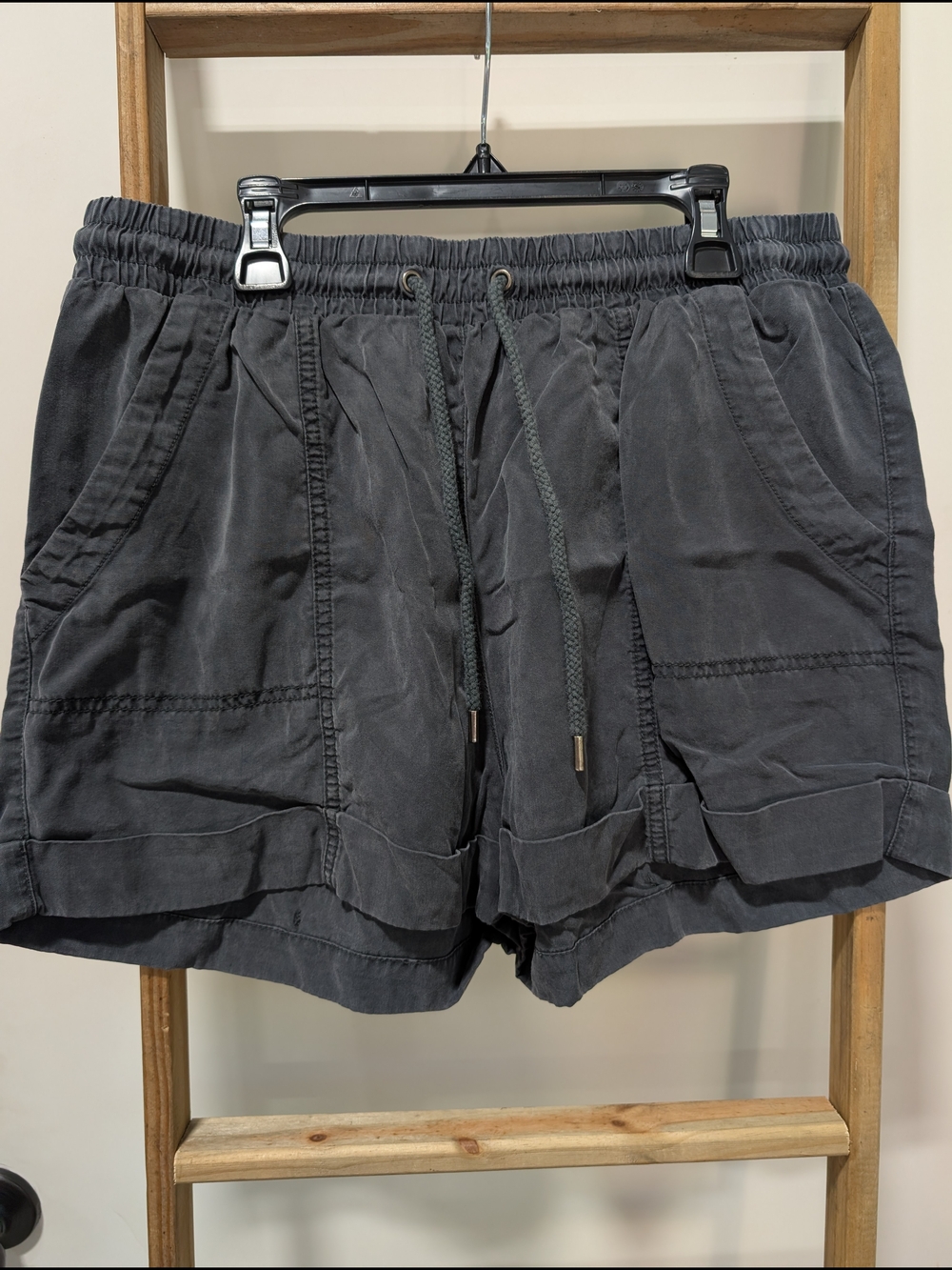 Universal Thread Charcoal Drawstring Utility Shorts